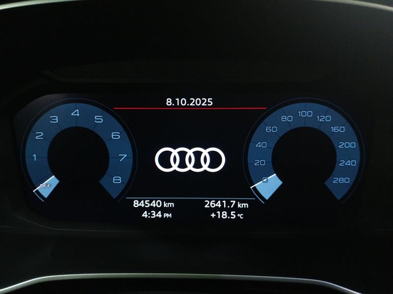 audi Q3 2022 - 13