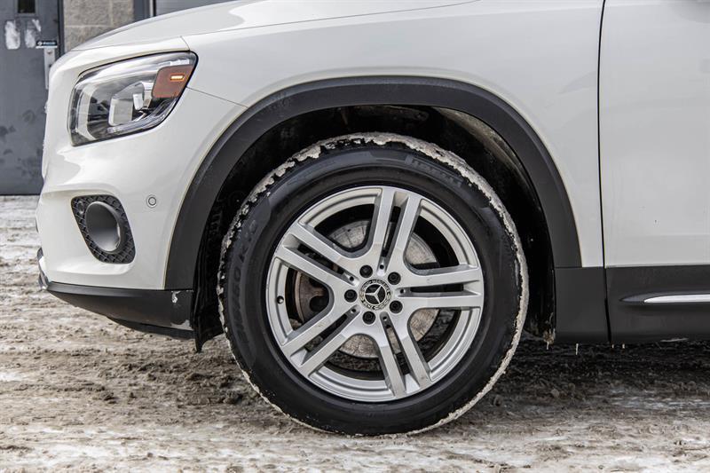 2022 Mercedes-Benz GLB - Image 12