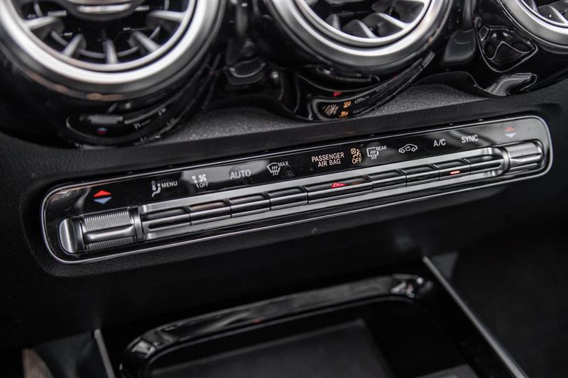 2022 Mercedes-Benz GLB - Image 30