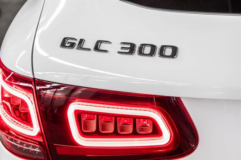2021 Mercedes-Benz GLC - Image 14