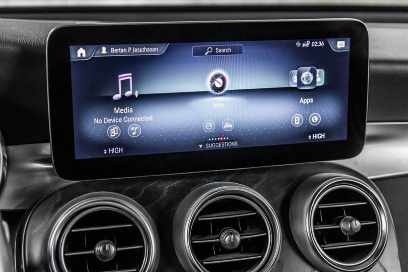 2021 Mercedes-Benz GLC - Image 31