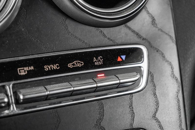 2021 Mercedes-Benz GLC - Image 33