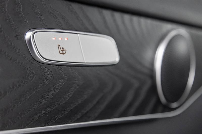 2021 Mercedes-Benz GLC - Image 38