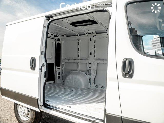 ram ProMaster fourgonnette utilitaire 2026 - 8