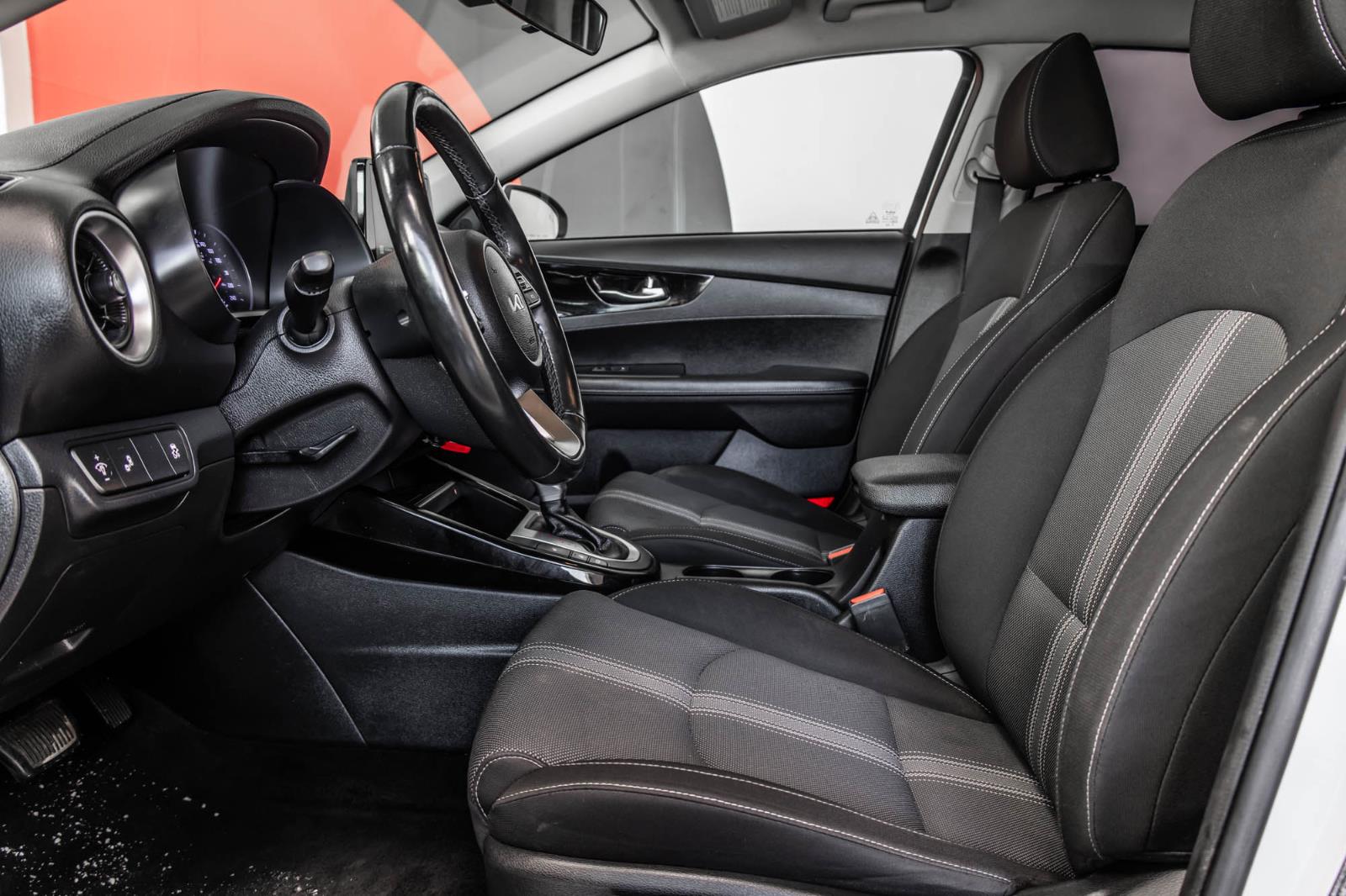 kia Forte 2022 - 20