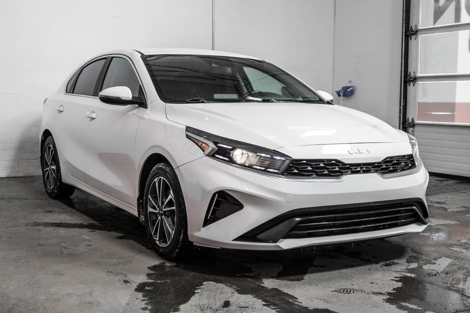 kia Forte 2022 - 39