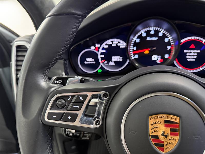 porsche Cayenne 2020 - 18