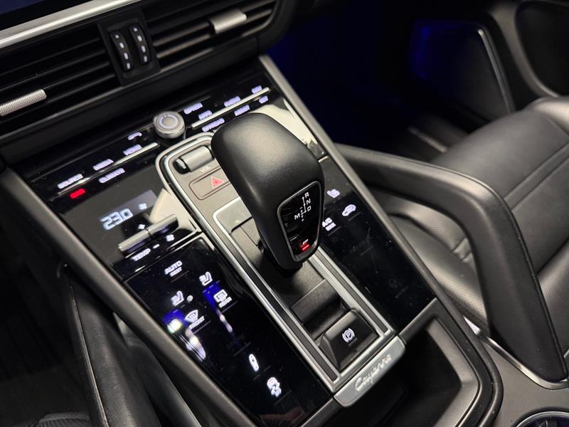 porsche Cayenne 2020 - 24