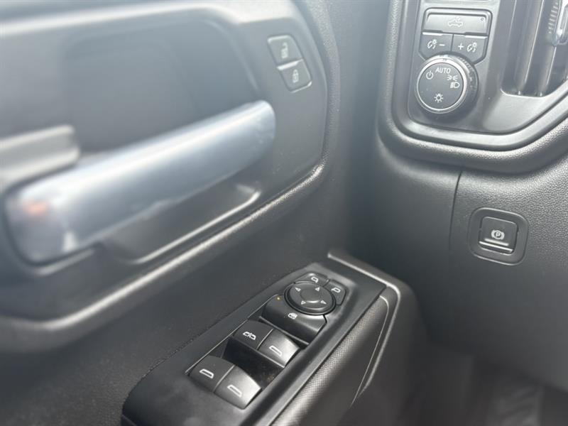 chevrolet Silverado 1500 2023 - 15