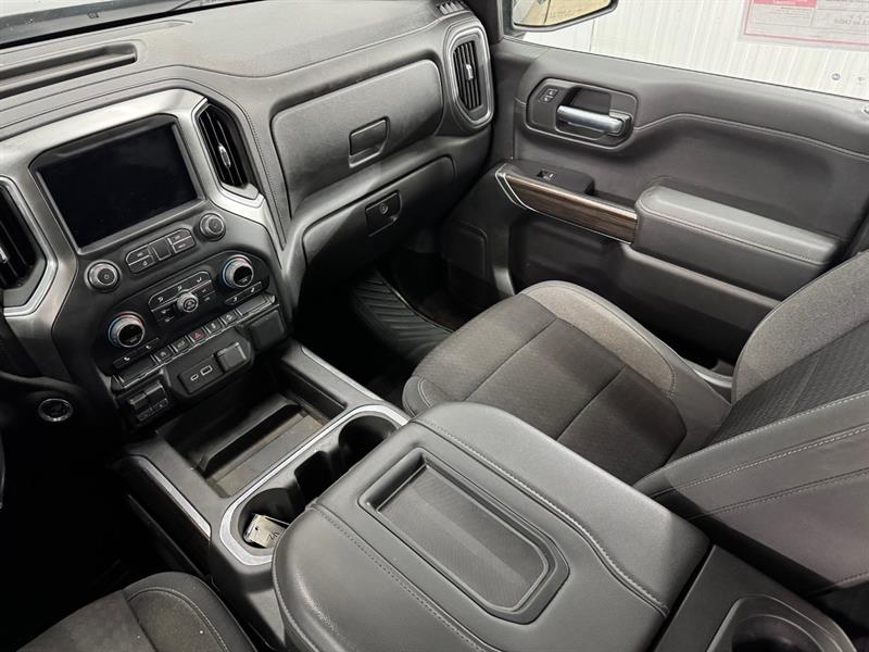 chevrolet Silverado 1500 2020 - 24