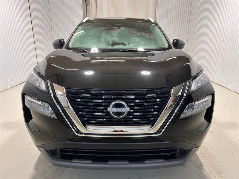 2023 Nissan Rogue - Image 2