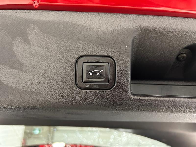 2025 Chevrolet Equinox - Image 18