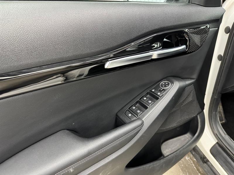 2023 Kia Seltos - Image 15