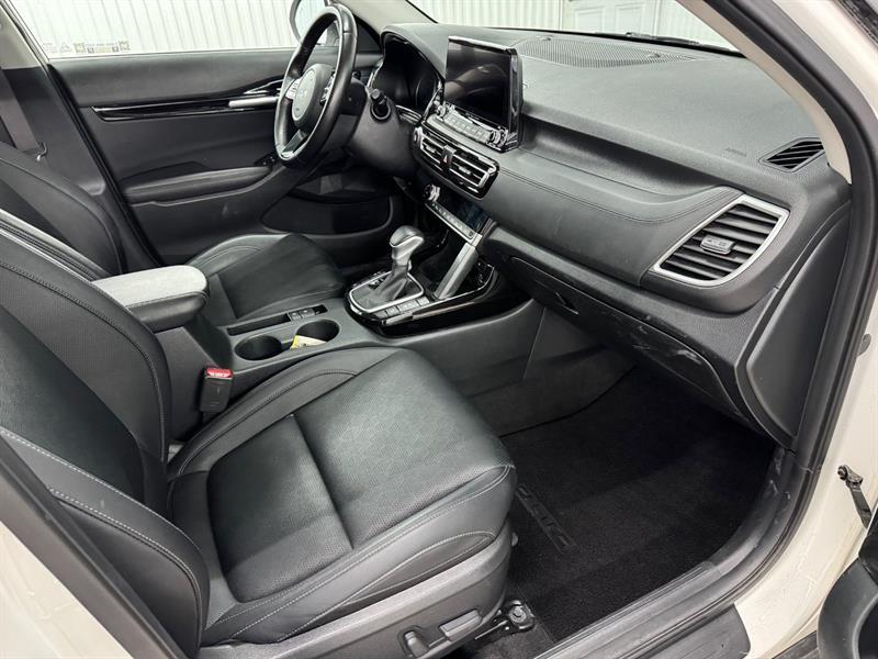 2023 Kia Seltos - Image 17