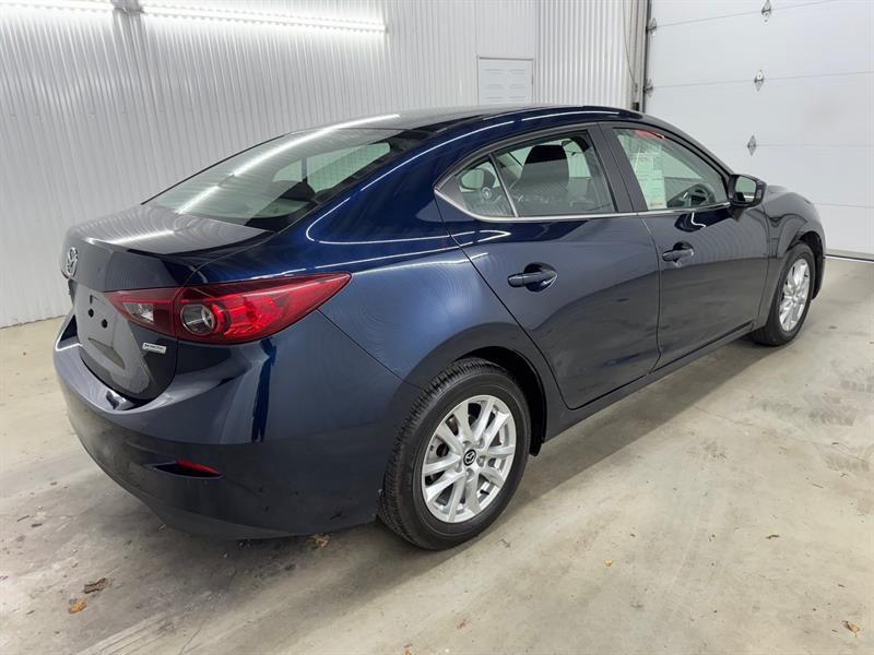 2016 Mazda Mazda3 - Image 5