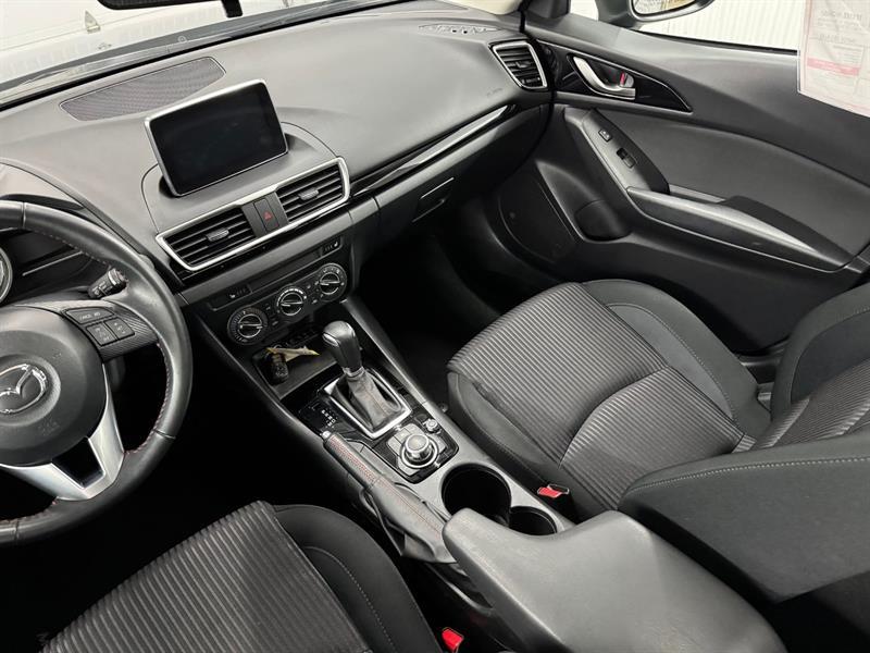 2016 Mazda Mazda3 - Image 16