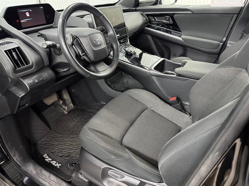 2023 Toyota BZ4X - Image 14