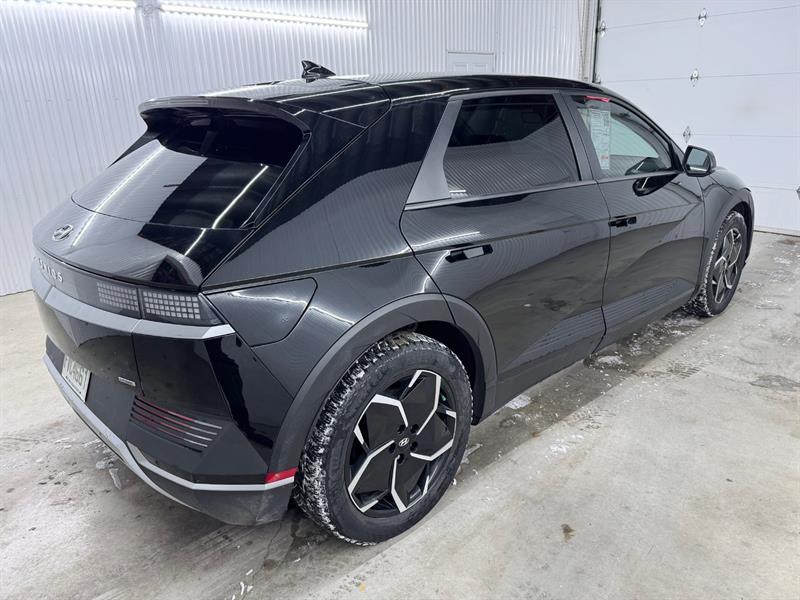 2022 Hyundai Ioniq - Image 5