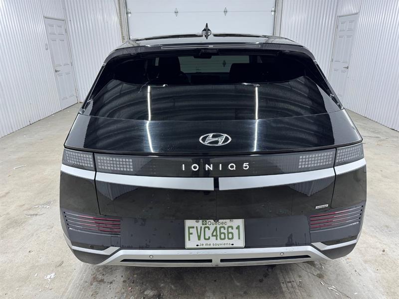 2022 Hyundai Ioniq - Image 7
