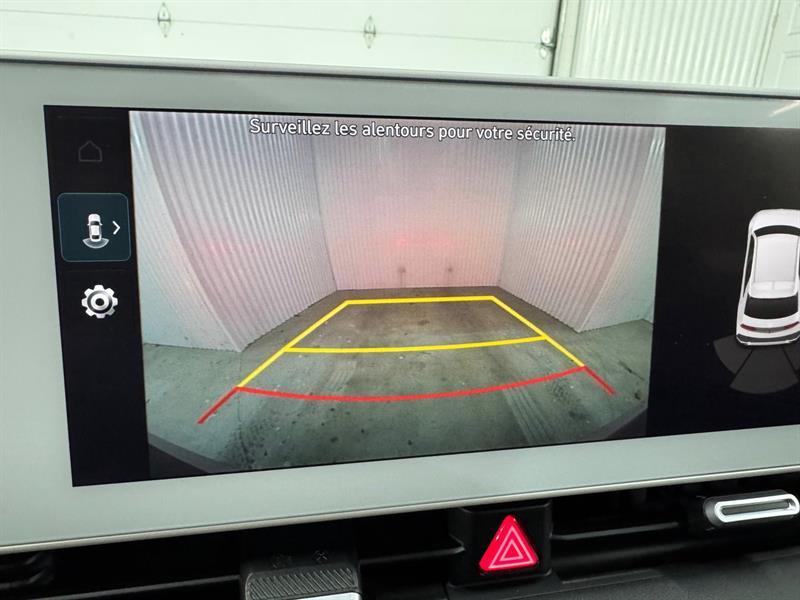 2022 Hyundai Ioniq - Image 13