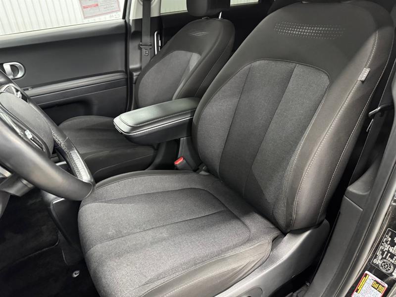 2022 Hyundai Ioniq - Image 17