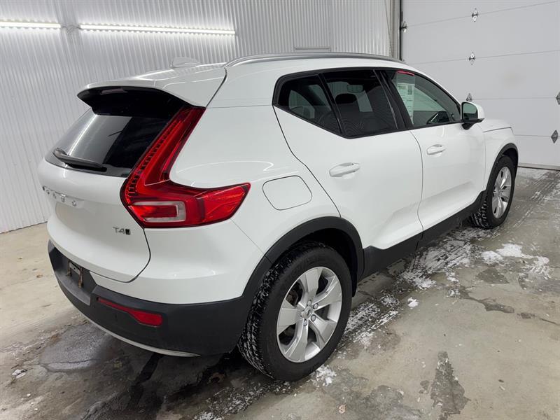 2022 Volvo C40 - Image 5