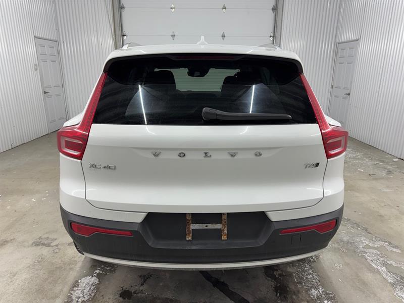 2022 Volvo C40 - Image 7