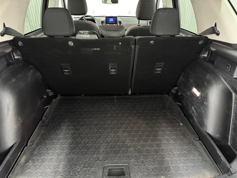 2023 Ford Bronco - Image 14