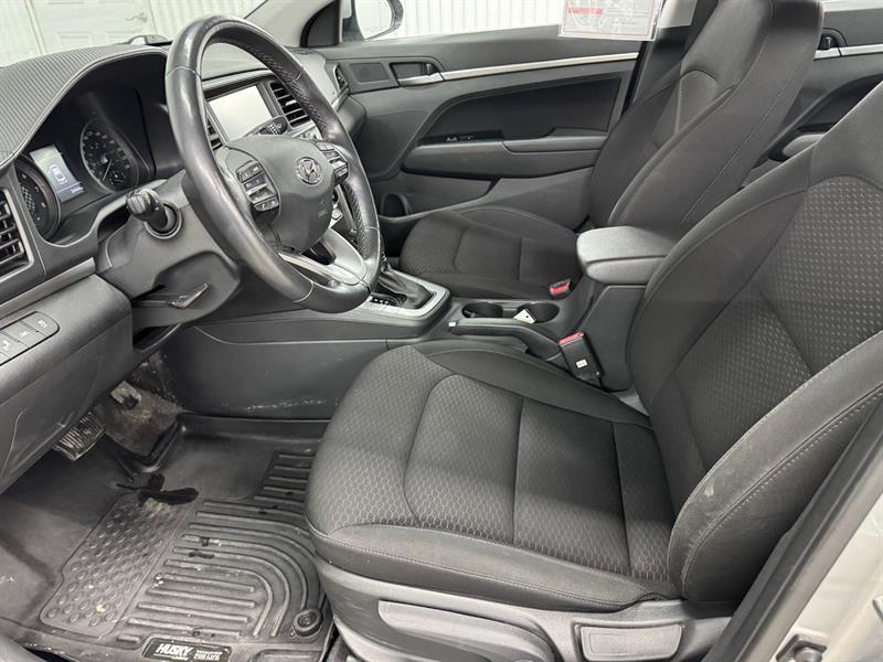 2020 Hyundai Elantra - Image 11