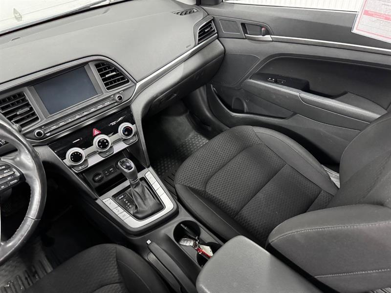 2020 Hyundai Elantra - Image 22