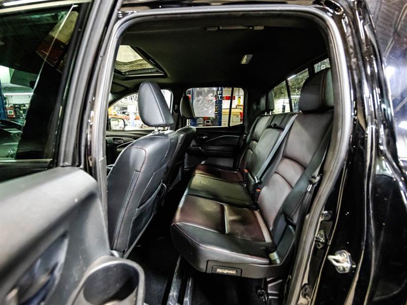 2022 Honda Ridgeline - Image 14