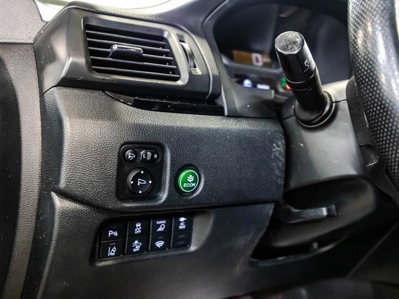 2022 Honda Ridgeline - Image 23