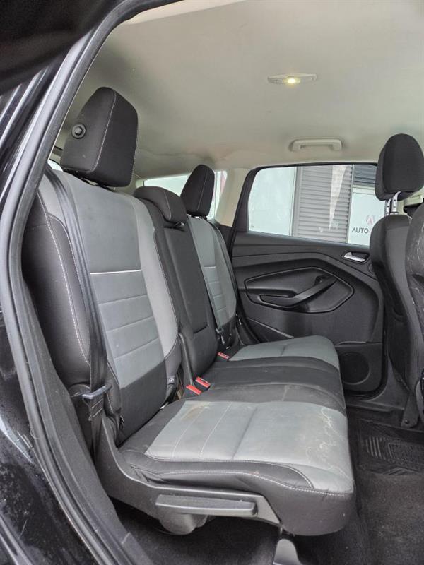 2015 Ford Escape - Image 12