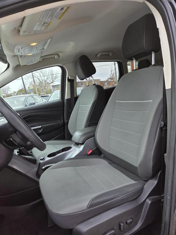 2015 Ford Escape - Image 16