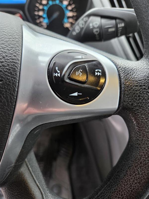 2015 Ford Escape - Image 19