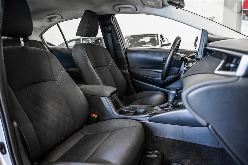 2023 Toyota Corolla - Image 38