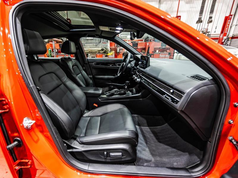 2025 Honda Civic - Image 18