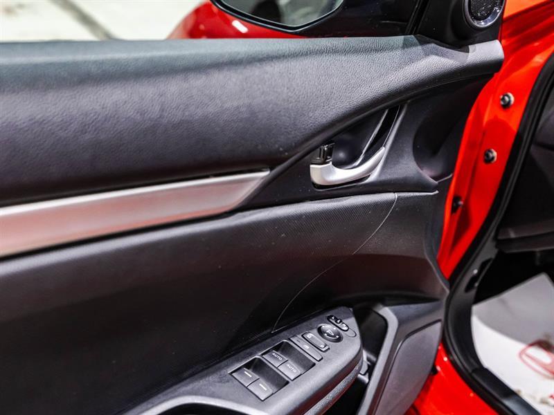 2019 Honda Civic - Image 11