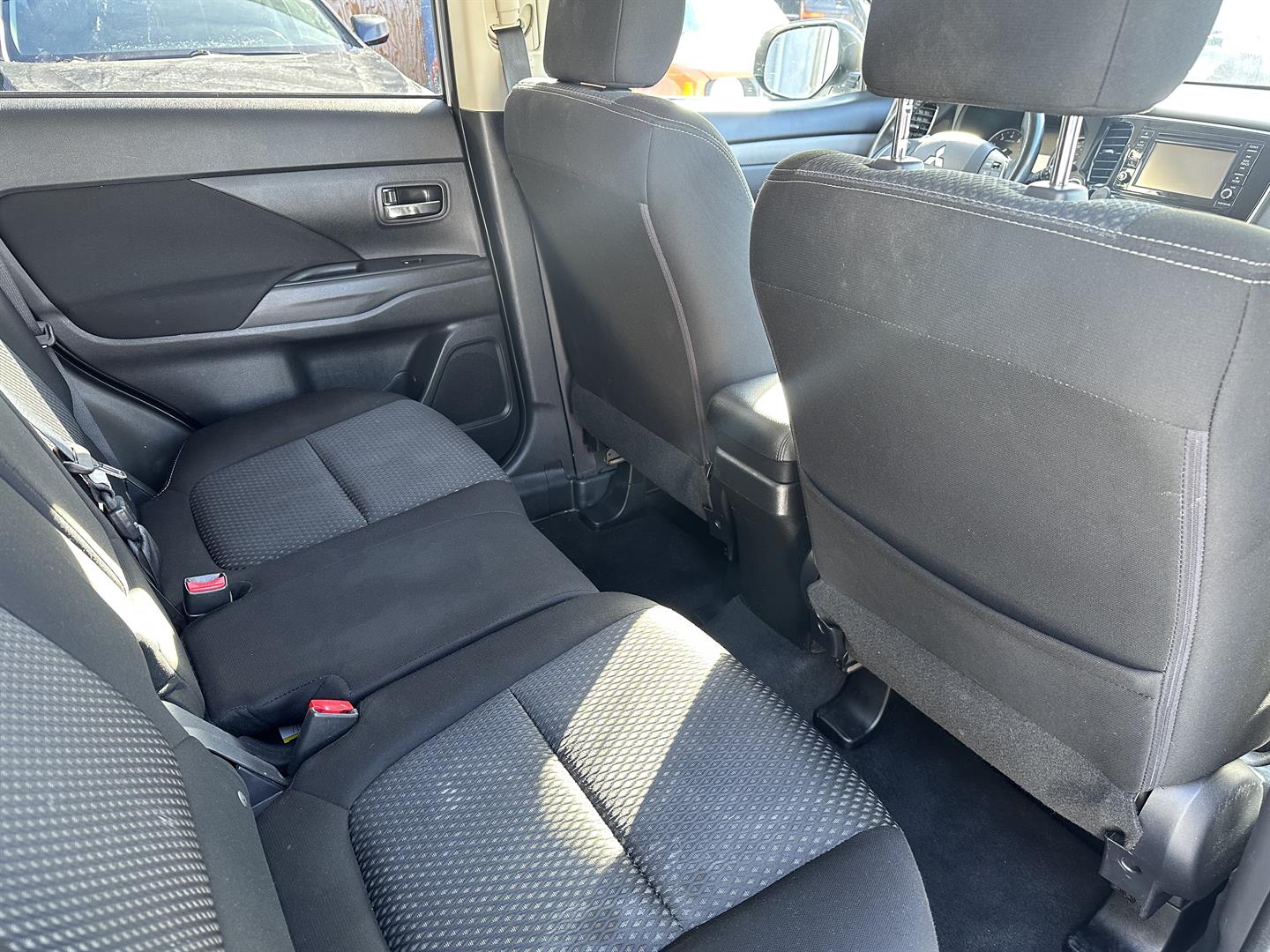 mitsubishi Outlander 2016 - 14