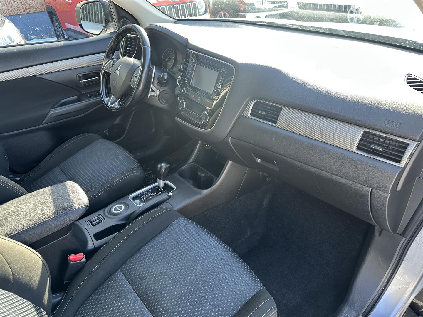 mitsubishi Outlander 2016 - 15