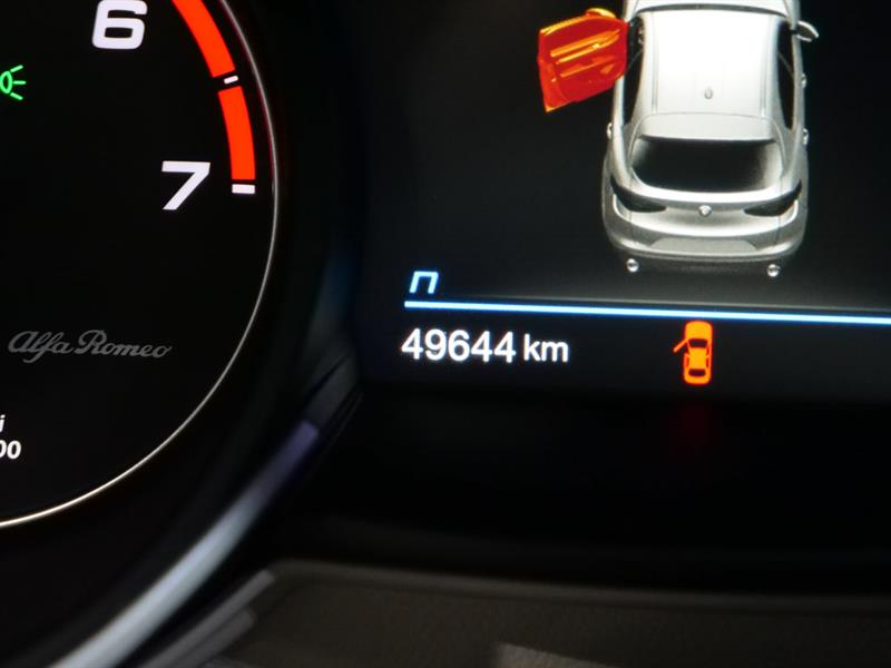 alfa romeo Stelvio 2020 - 16