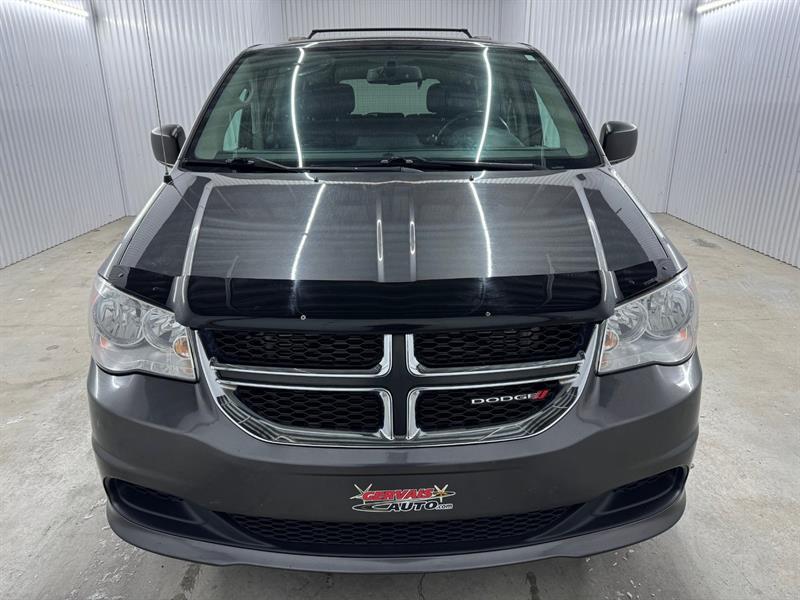 2016 Dodge Grand Caravan - Image 2
