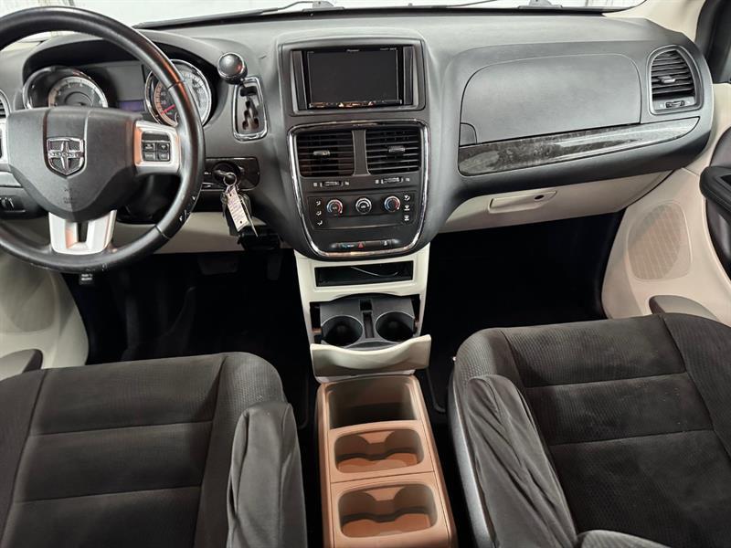 2016 Dodge Grand Caravan - Image 21