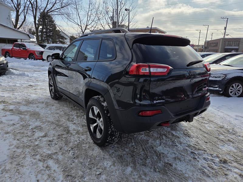 2017 Jeep Grand Cherokee - Image 5