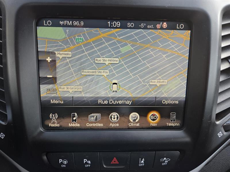 2017 Jeep Grand Cherokee - Image 23