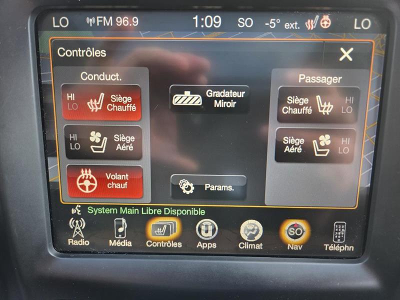 2017 Jeep Grand Cherokee - Image 25