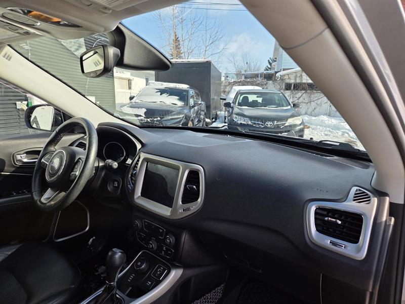 2018 Jeep Compass - Image 10