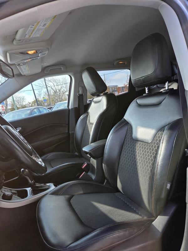 2018 Jeep Compass - Image 16