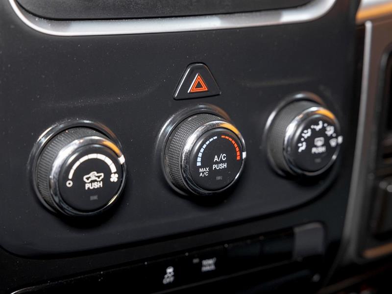ram 1500 Classic 2023 - 17