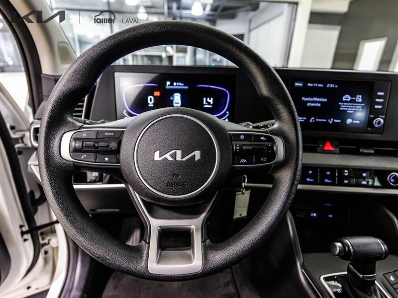 2025 Kia Sportage - Image 14